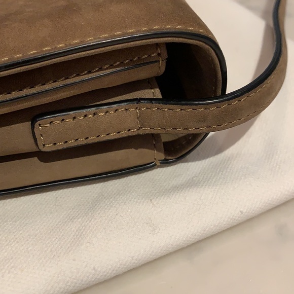 Aritzia - AUXILIARY CALISCH HANDBAG - Picture 5 of 14